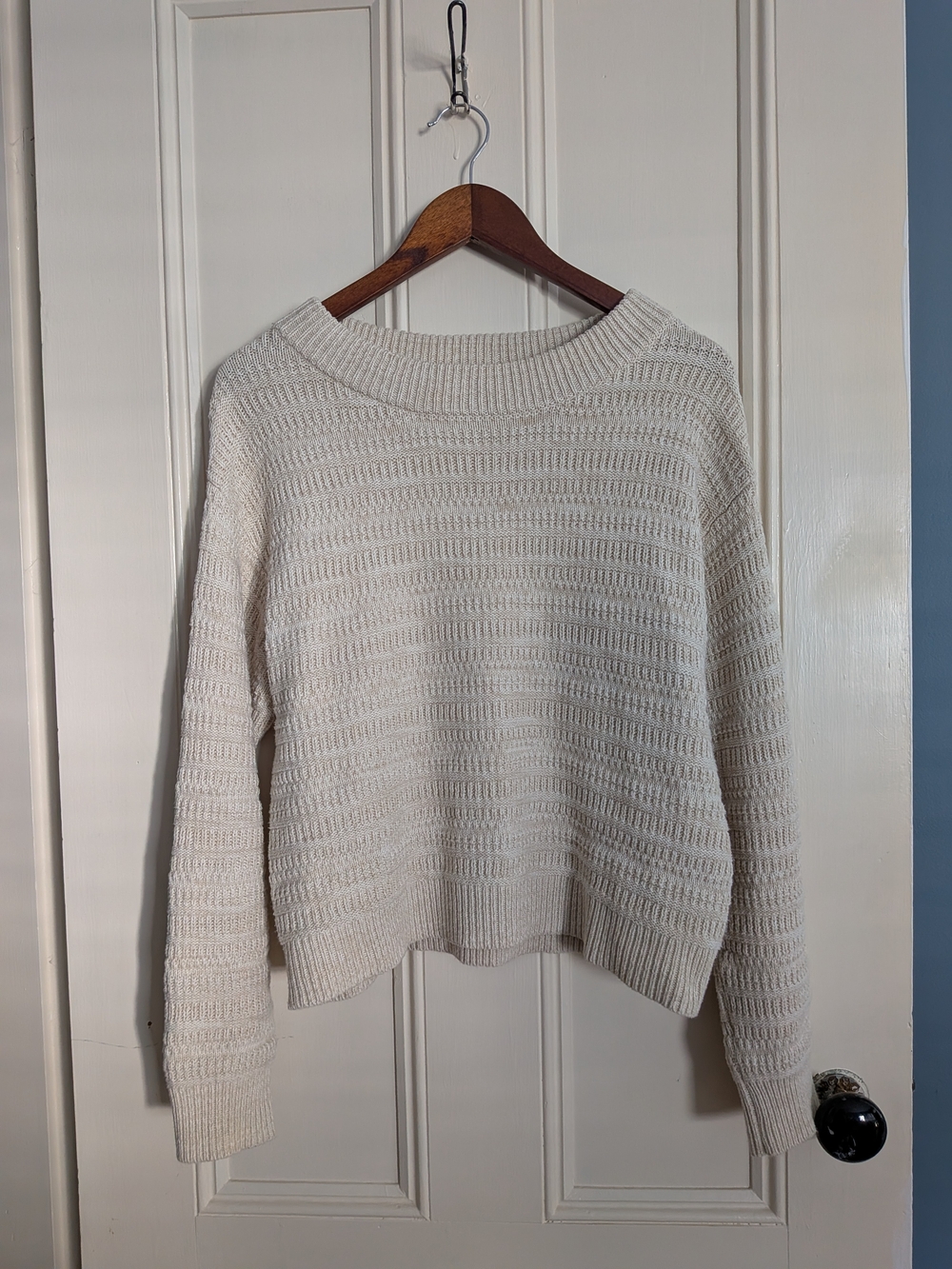 Universal Thread Cream Textured Crewneck Sweater